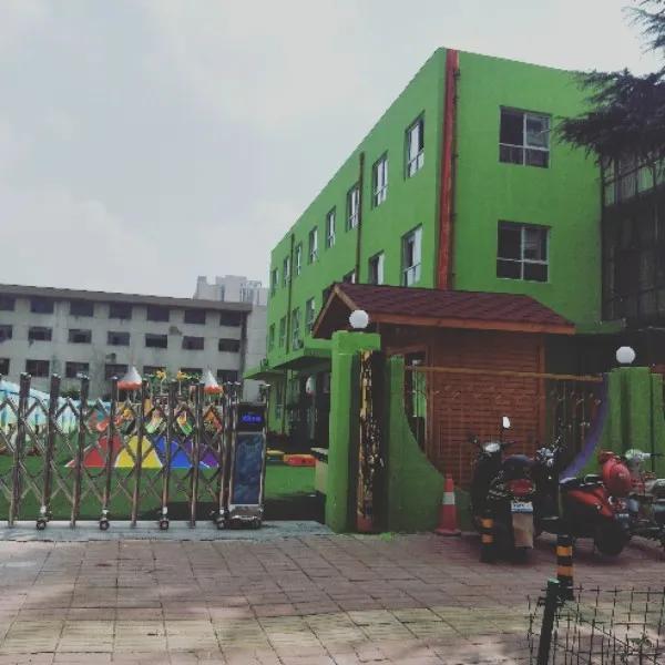 最新台风消息,最新镶钻美甲图片,列兵最新回应,最新台风消息、最新镶钻美甲图片与列兵最新回应的综合报道