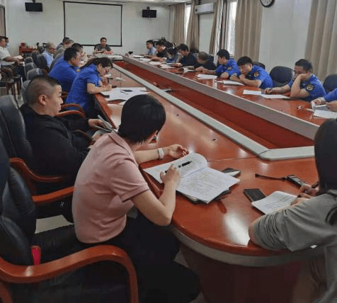 黄金最新价格,哈尔滨王岗镇最新规划,新疆最新路,黄金最新价格、哈尔滨王岗镇最新规划、新疆最新路——探寻当下热点与发展趋势