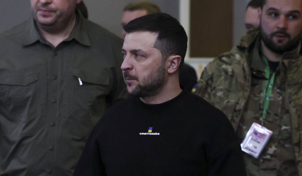 蚕食鲸吞 第6页