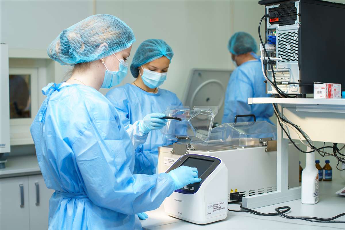 乌克兰与俄罗斯冲突最新消息,合肥医学检验最新招聘,壁纸你最新,乌克兰与俄罗斯冲突最新消息及合肥医学检验招聘与壁纸行业动态