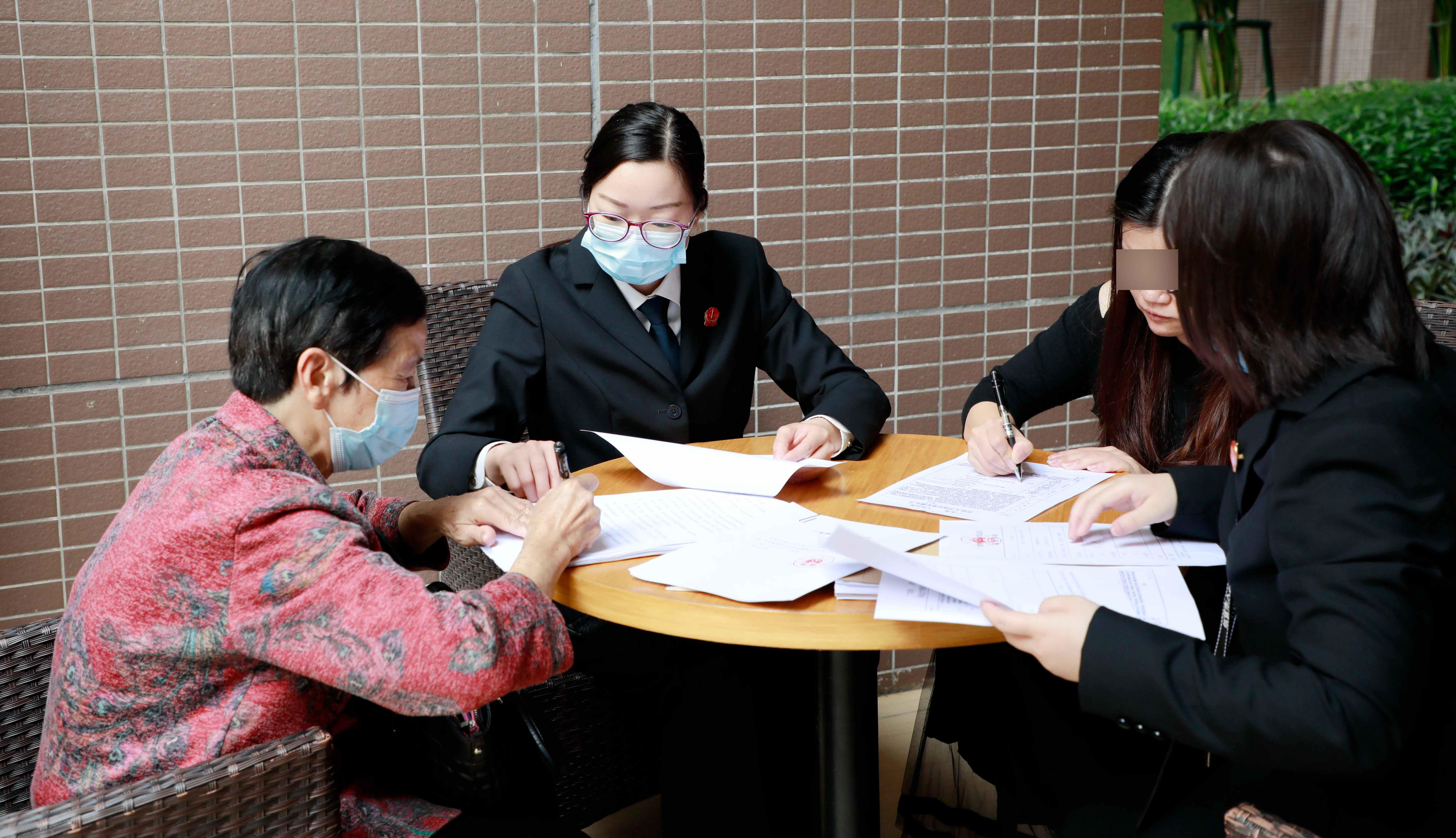 oppo最新款手机,信宜楼市最新消息,最新转账方法,OPPO最新款手机与信宜楼市最新消息，科技与生活的新融合与金融转账的新方式