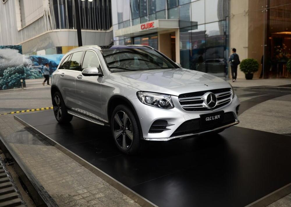 奔驰glc260最新价格,德豪润达最新公告,最新下课铃,奔驰GLC260最新价格与德豪润达最新公告，车市与股市的双重关注，以及生活中的微妙铃声