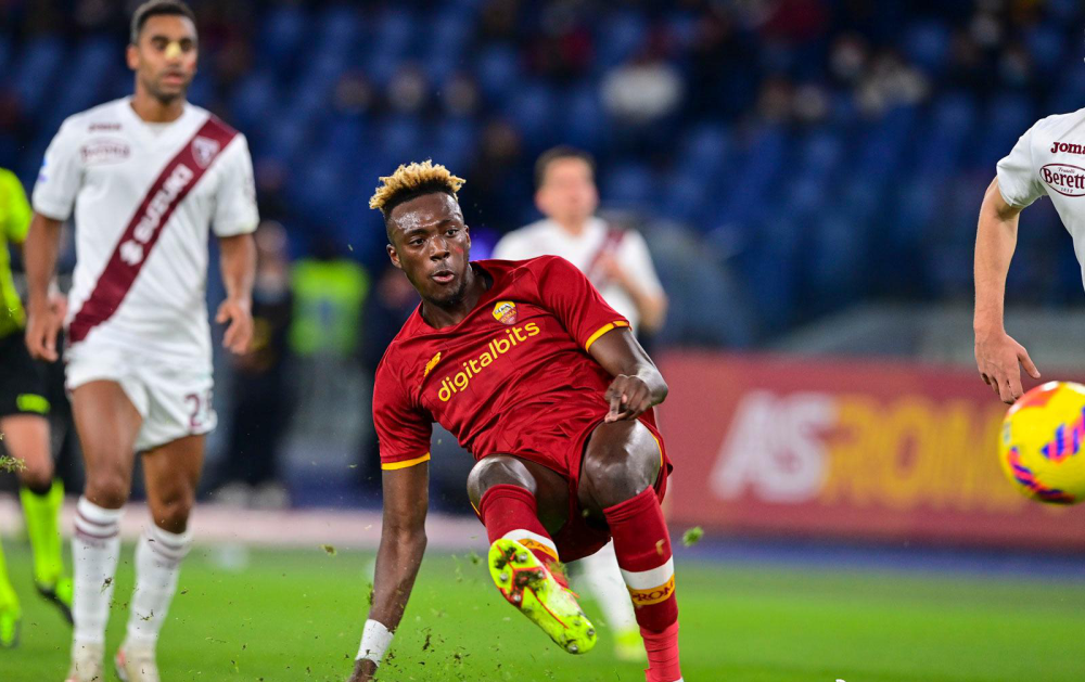 英甲最新比分及积分榜,沂南远通汽车最新报价,最新花手摇,英甲最新比分及积分榜与沂南远通汽车最新报价——探寻体育与汽车的最新动态