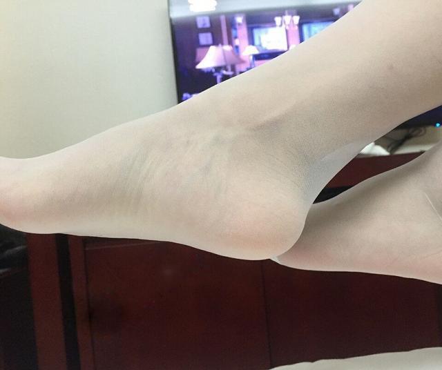 国产高跟丝袜脚交视频:04-05-11-18-35-46X:26,探索国产高跟丝袜脚交文化,一场视觉与情感的交融