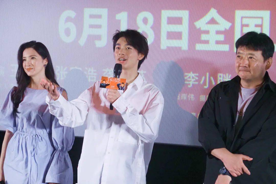 真实国产老熟女粗口对白:03-08-09-28-33-49K：10,真实国产老熟女粗口对白，岁月痕迹中的真实之声