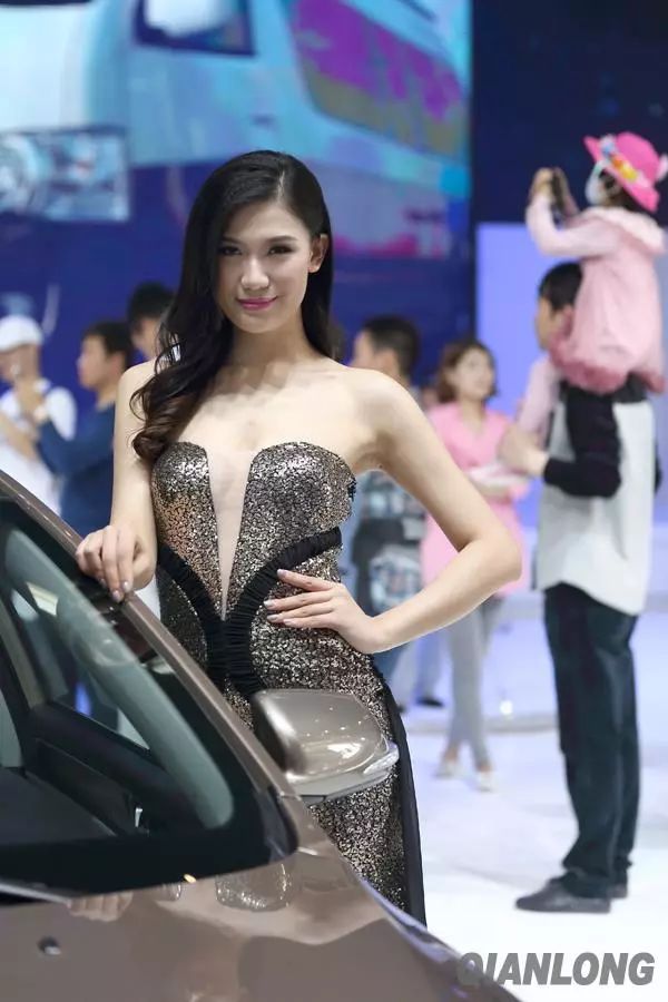 免费观看美女裸体的网站:10-17-20-26-29-38S：13,关于免费观看美女裸体的网站及相关内容的警示与反思