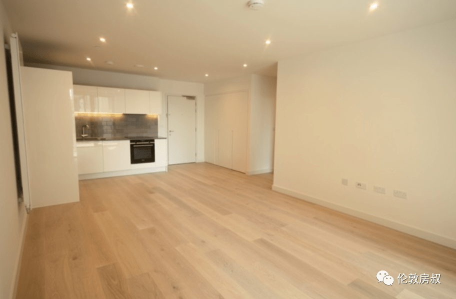 伊人色综合视频一区二区三区:01-10-12-28-31-37J:05,伊人色综合视频,探索一区、二区和三区的独特魅力(01-10-12-28-31-37J 05篇)