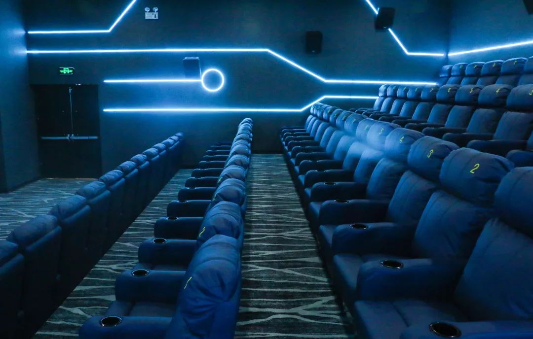 精品一区二区三区影院在线午夜:03-06-34-39-47-48Y:47,探索精品影院,一区、二区和三区的午夜魅力与独特体验