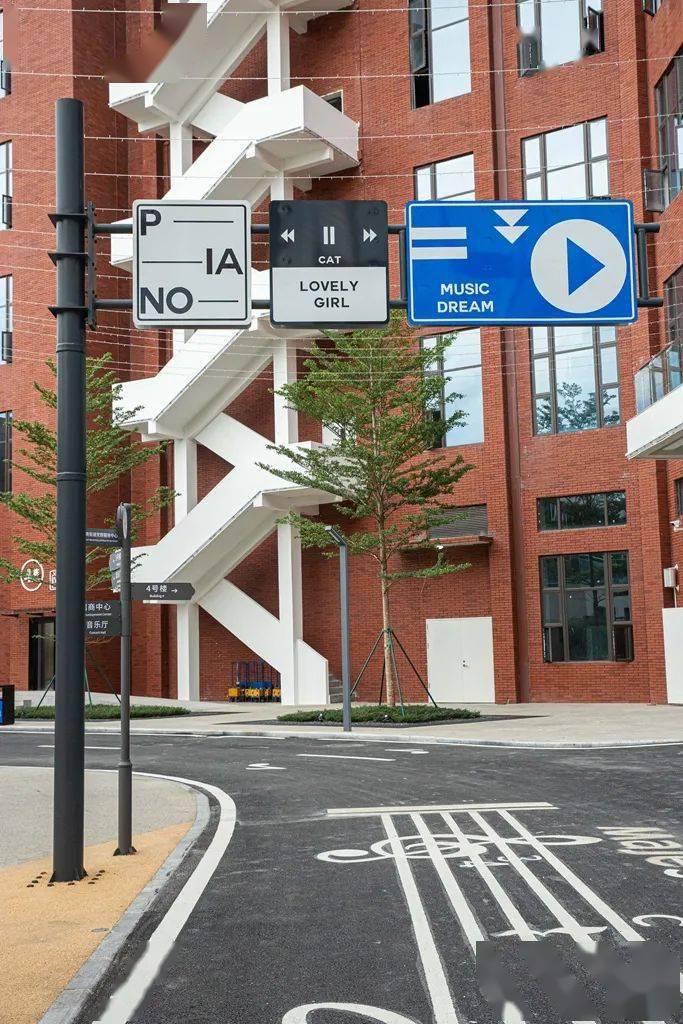 免费av毛片不卡无码:01-08-11-13-26-31T：04,探索优质视听资源，免费AV毛片不卡无码的魅力