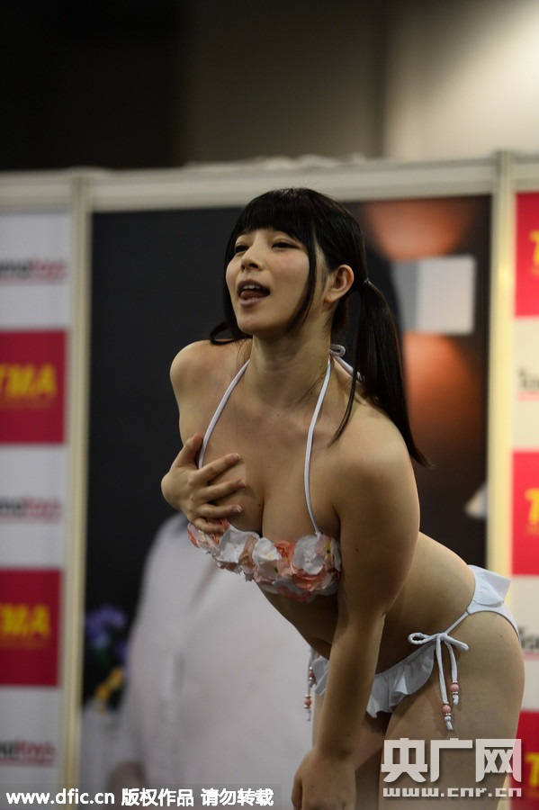 亚洲AV噜噜在线成人网站:01-06-12-26-27-38X：34,探索亚洲AV文化，在线成人网站的发展与影响