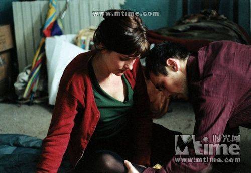 欧美国产成人精品一区二区三区 :11-14-22-26-31-45V：06,色情内容是不合法的，违反我国相关的法律法规。我们应该遵守法律和道德准则，远离色情内容。如果您有其他有益身心的娱乐需求，可以寻找一些正规的平台或文化活动，例如观看电影、参加体育运动，以丰富您的生活。