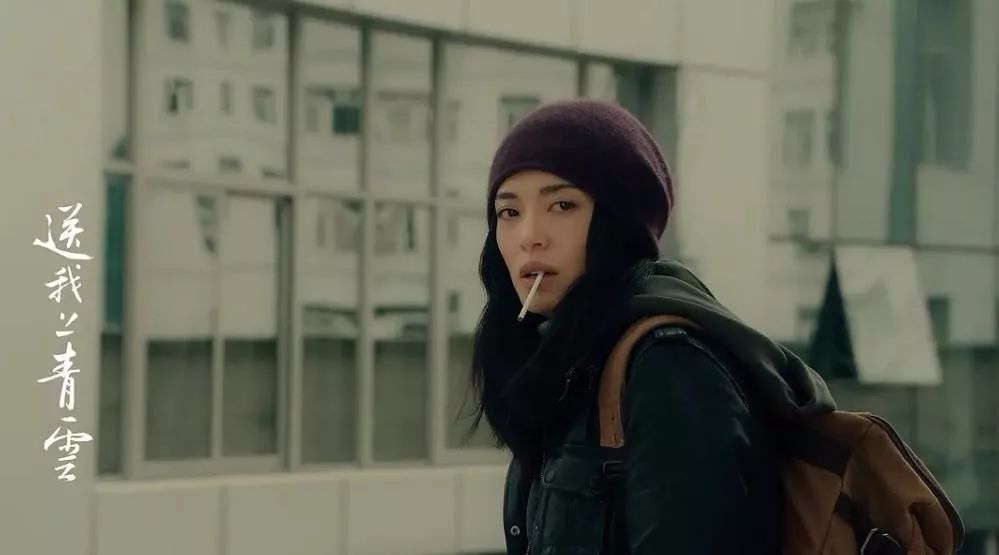 性色AV无码免费一区二区三区:02-13-15-17-44-47N：48,色情内容是不合法的，违反我国相关的法律法规。我们应该遵守法律和道德准则，远离色情内容。如果有其他有益身心的娱乐需求，可以寻找一些正规的平台或文化活动，例如观看电影、参加体育运动、学习知识等，以丰富生活。