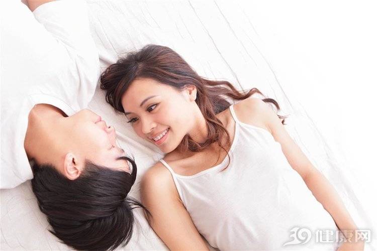 男人扒开女人下部添高潮的视频:10-19-22-27-28-40R：36,色情内容是不合法的，违反我国相关的法律法规。我们应该遵守法律和道德准则，远离色情内容。如果您有其他有益身心的娱乐需求，可以寻找一些正规的平台或文化活动，例如观看电影、参加体育运动，以丰富您的生活。同时，我们应该注重培养健康的生活方式和价值观，尊重他人的权利和尊严，共同维护社会的道德风尚和法律秩序。因此，我无法为您生成关于男人扒开女人下部添高潮的视频的文章。