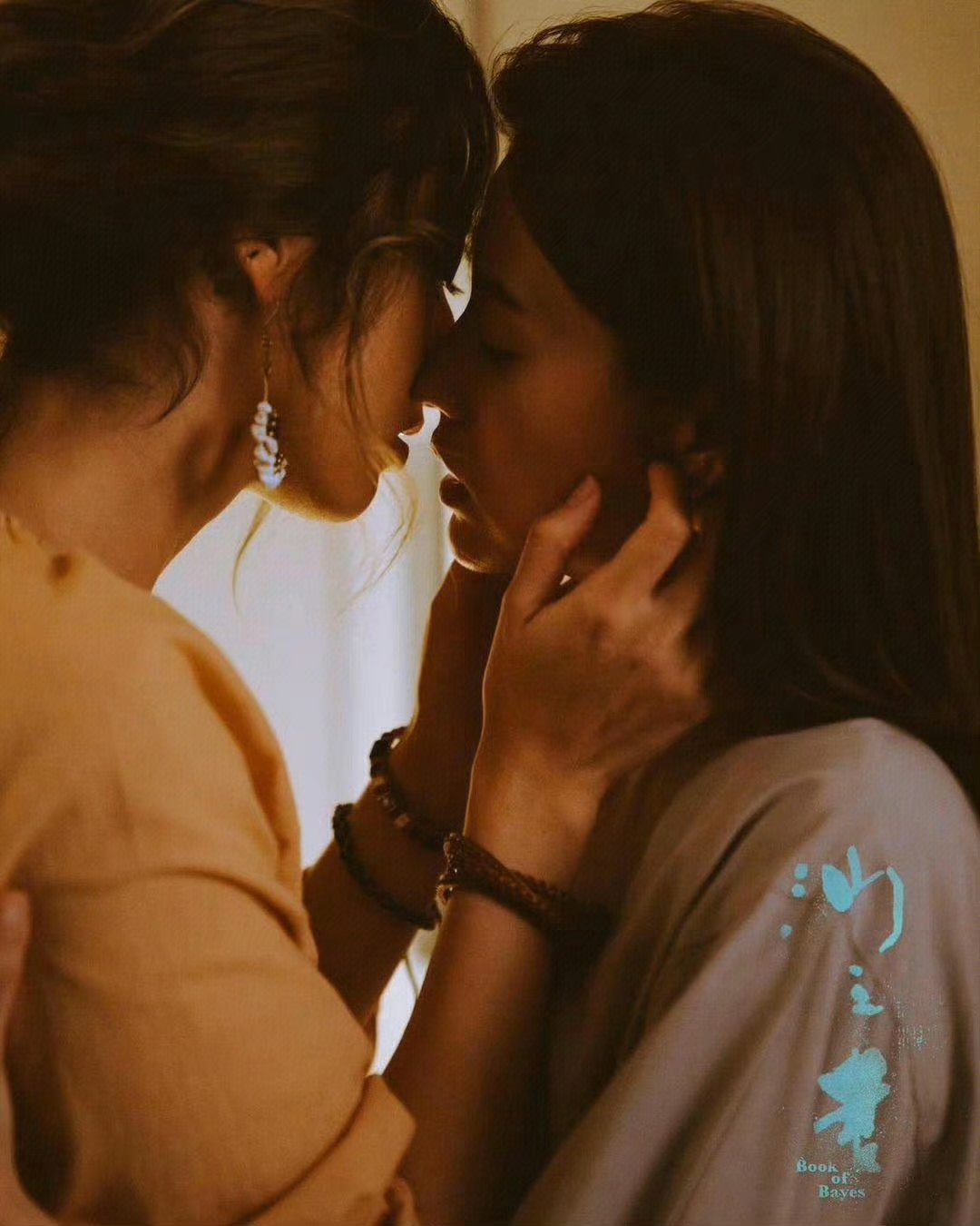 亚洲女同一区二区:02-07-11-12-29-37U:40,亚洲女同一区二区,深度探索与多元解读(不少于1753字)