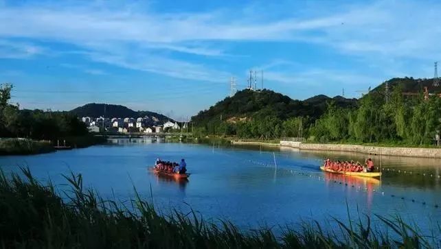 亚洲区小说区激情区图片区:03-14-19-34-39-46J:33,探索数字世界中的亚洲魅力,小说、激情与图片区的故事