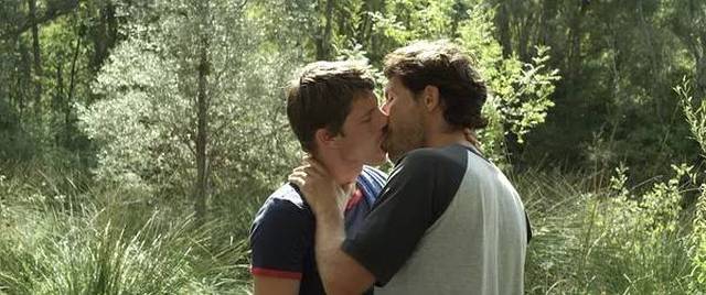 乱子伦av无码中文字幕:01-12-23-44-45-48V：36,色情内容是不合法的，违反我国相关的法律法规。我们应该遵守法律和道德准则，远离色情内容。如果有其他有益身心的娱乐需求，可以寻找一些正规的平台或文化活动，例如观看电影、参加体育运动、学习知识等，以丰富生活。