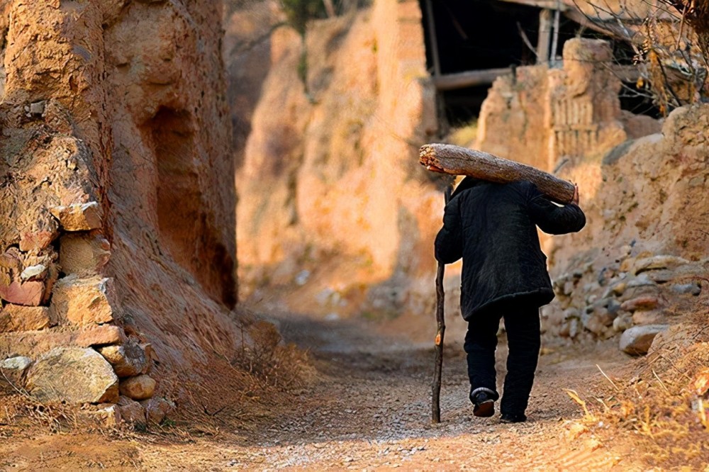 80岁老熟妇乱子伦牲交:09-13-22-26-29-47N：36,关于老熟妇乱子伦牲交的思考与探讨，一个复杂而敏感的话题