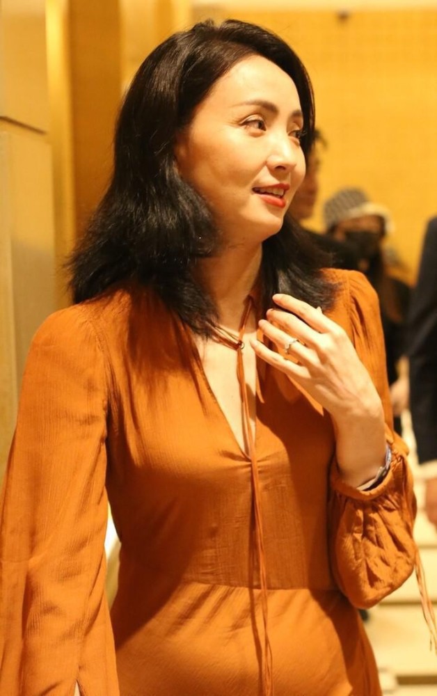 丰满少妇愉情中文字幕18禁片:02-04-09-15-41-48S:14,丰满少妇的愉情世界,中文字幕下的禁忌与探索