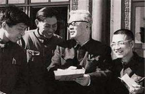 99精品一区二区三区无码吞精:04-28-29-31-40-47F:47,探索99精品一区二区三区,深度解析无码吞精现象