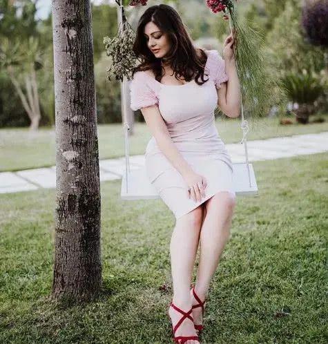 无码人妻丰满熟妇啪啪网不卡:03-07-30-32-36-38A：27,关于网络内容的健康与道德伦理的思考——以无码人妻丰满熟妇相关话题为例