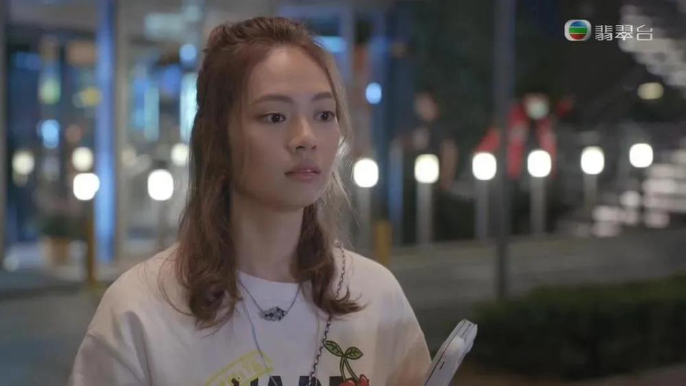 人人妻人人澡人人爽人人精品电影:05-16-22-25-36-47C:32,人人精品电影,探索成人电影的独特魅力与深层价值