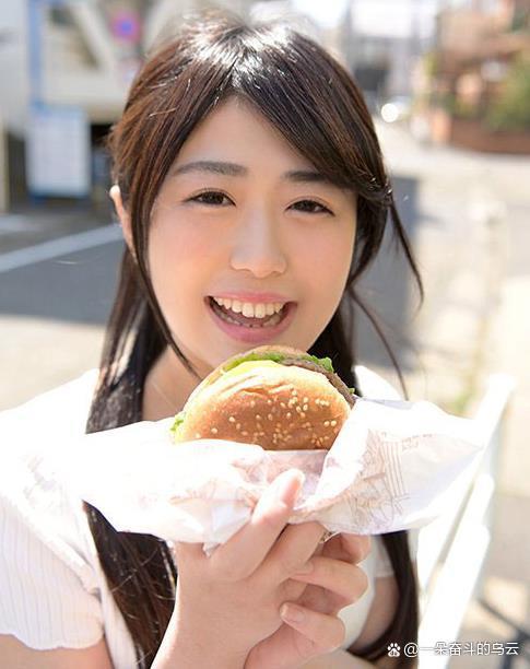 HEYZO高无码专区人妻被手指:07-11-29-36-40-44M:29,探索HEYZO高无码专区,人妻的私密时刻与手指的诱惑