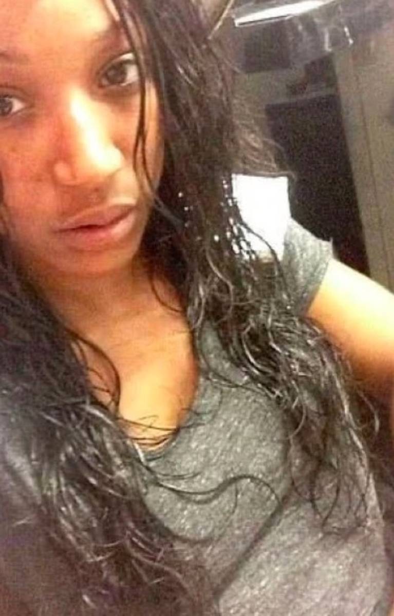 少妇被黑人4P到惨叫:04-10-12-26-30-37A:18,少妇遭遇黑人4P的悲惨经历