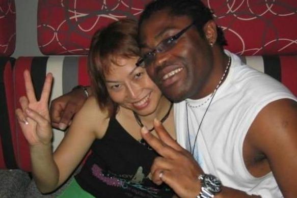 少妇被黑人4P到惨叫:04-10-12-26-30-37A:18,少妇遭遇黑人4P的悲惨经历