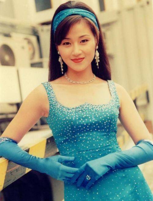 成人综合网亚洲伊人:05-08-29-30-37-46H：10,成人综合网亚洲伊人，探索与赏析（05-08-29-30-37-46H）的独特魅力