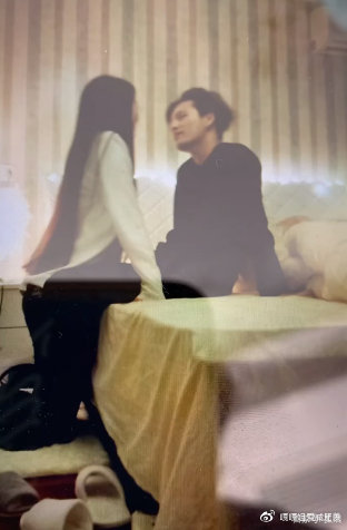 男女猛烈无遮挡免费视频APP:02-04-08-18-23-46C:26,探索现代娱乐,男女猛烈无遮挡免费视频APP的现象解析(02-04-08-18-23-46C,26)