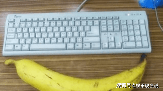 久久大香伊蕉在人线国产H:01-12-23-44-45-48V：36,色情内容是不合法的，违反我国相关的法律法规。我们应该遵守法律和道德准则，远离色情内容。如果您需要帮助或有其他问题需要解答，请随时向我提问。