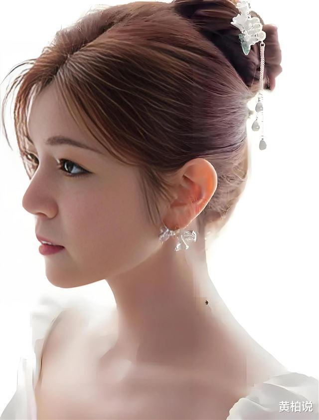 少妇把腿扒开让我添69动态图:08-09-10-27-30-31F:31,探索私密世界的边缘,一种情感的微妙交织