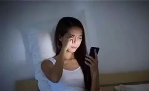 高中生高潮抽搐喷出白浆视频:05-16-22-25-36-47C：32,关于青少年身心健康与网络安全的话题探讨