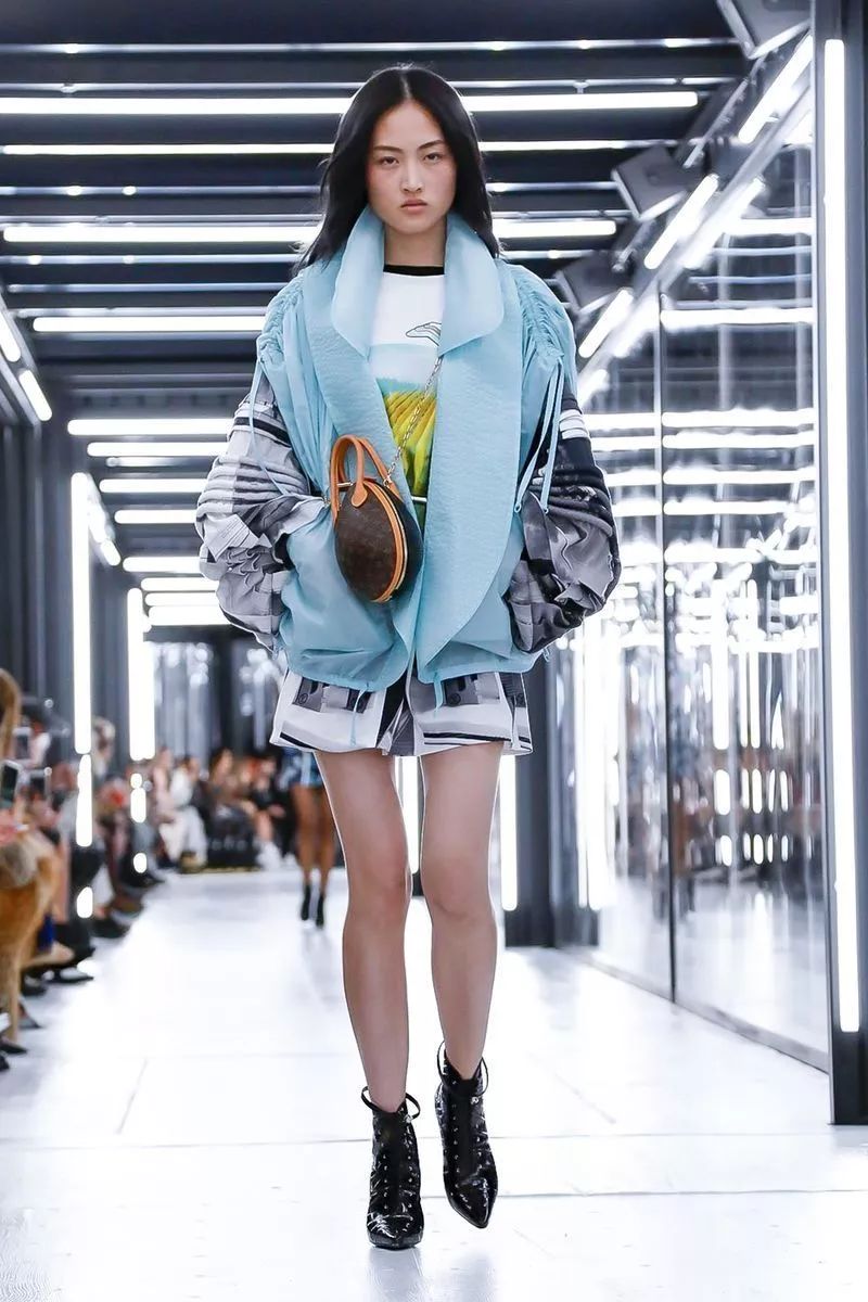 亚洲偷精品国产五月丁香麻豆:04-28-29-31-40-47F:47,亚洲精品国产五月丁香麻豆,探索与赏析