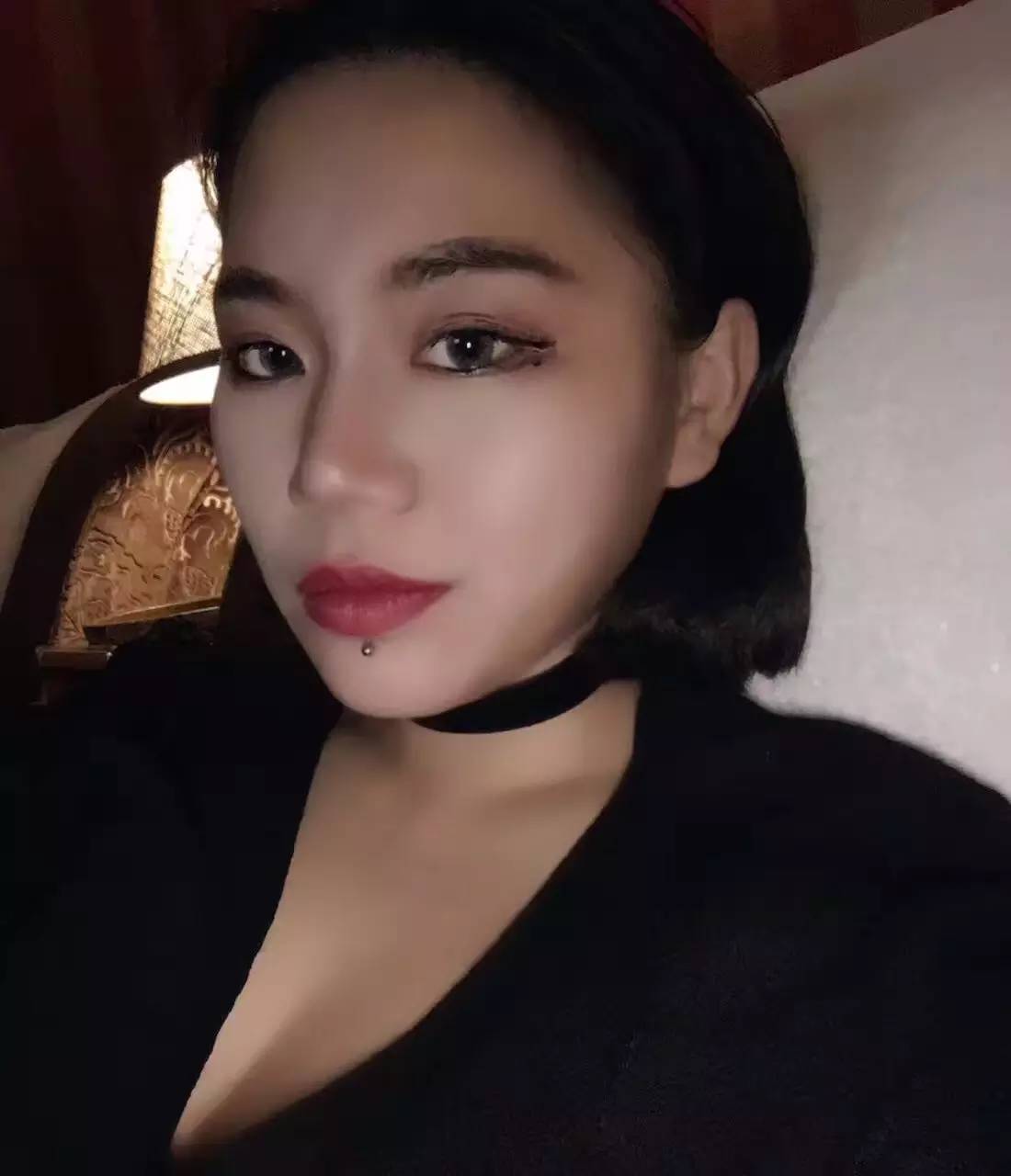 自拍偷在线精品自拍偷无码专区:01-05-08-11-20-27E:21,探索自拍世界,从精品自拍到无码专区的深度解析