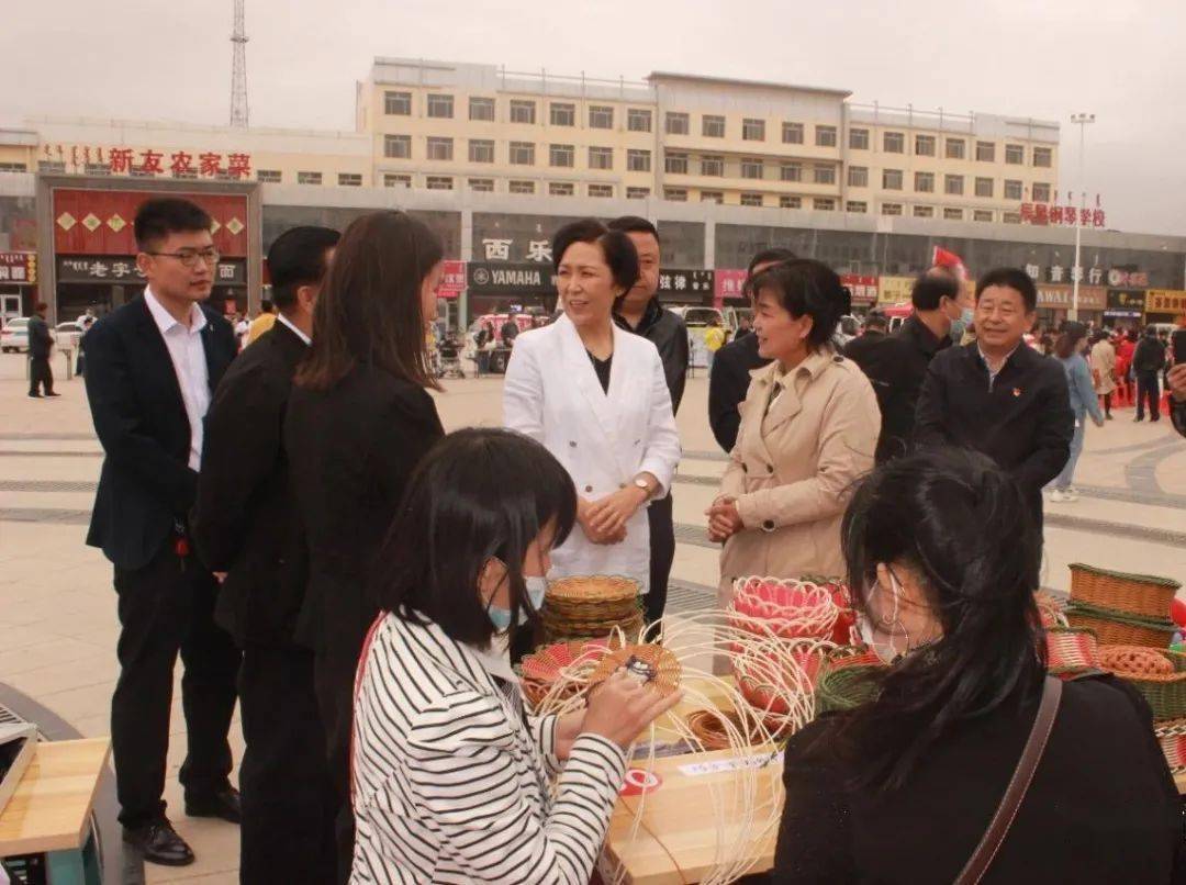 AV无码电影一区二区三区:06-08-15-28-31-47X：36,AV无码电影一区二区三区，探索数字时代的影视娱乐新境界