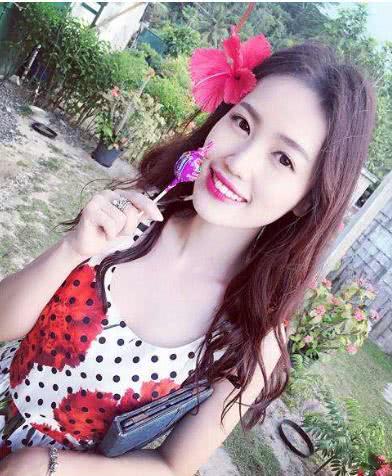 人妻aⅴ无码一区二区三区:04-26-32-33-36-41T:44,色情内容是不合法的,违反我国相关的法律法规。我们应该遵守法律和道德准则,远离色情内容。如果有其他有益身心的娱乐需求,可以寻找一些正规的平台或文化活动,例如观看电影、参加体育运动、学习知识等,以丰富生活。