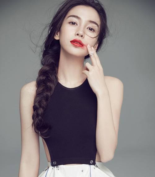 少妇三级全黄:01-08-10-23-44-49B：14,探索少妇的魅力世界，一场关于情感与生活的深度对话