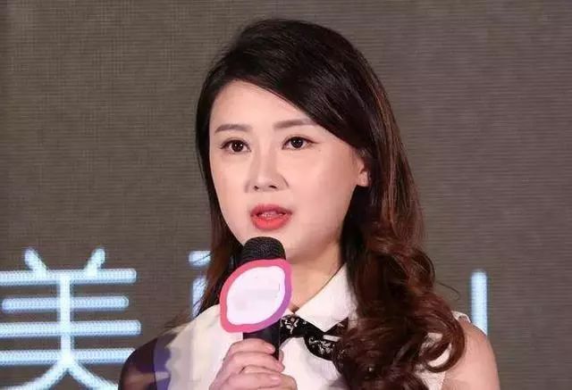 人妻无码aⅴ不卡中文字幕:06-09-35-37-42-48P：46,色情内容是不合法的，违反我国相关的法律法规。我们应该遵守法律和道德准则，远离色情内容。如果有其他有益身心的娱乐需求，可以寻找一些正规的平台或文化活动，例如观看电影、参加体育运动等。这些活动不仅能够提供娱乐，还能够促进身心健康。