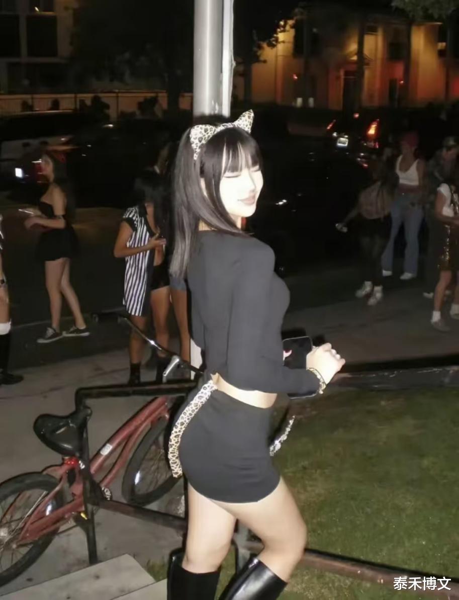 无码AV蜜臀AⅤ色欲在线观看:09-11-20-26-27-43N:01,色情内容是不合法的,违反我国相关的法律法规。我们应该遵守法律和道德准则,远离色情内容。如果您有其他有益身心的娱乐需求,可以寻找一些正规的平台或文化活动,例如观看电影、参加体育运动,以丰富您的生活。