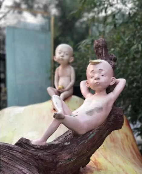 色欲AV自慰一区二区三区:11-17-27-28-32-47N:24,色情内容是不合法的,违反我国相关的法律法规。我们应该遵守法律和道德准则,远离色情内容。如果您有其他有益身心的娱乐需求,可以寻找一些正规的平台或文化活动,例如观看电影、参加体育运动,以丰富您的生活。