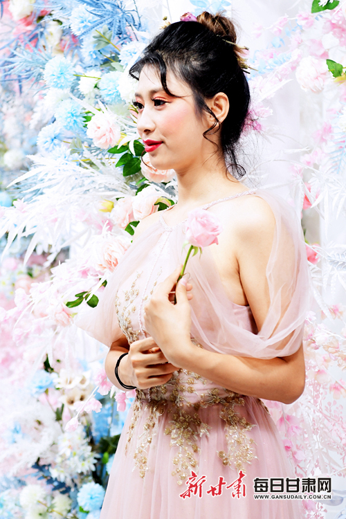 久久精品极品盛宴观看:03-20-26-35-39-44Q:09,久久精品极品盛宴观看,一场视觉与心灵的盛宴(关键词,久久精品极品盛宴观看,03-20-26-35-39-44 Q,09)