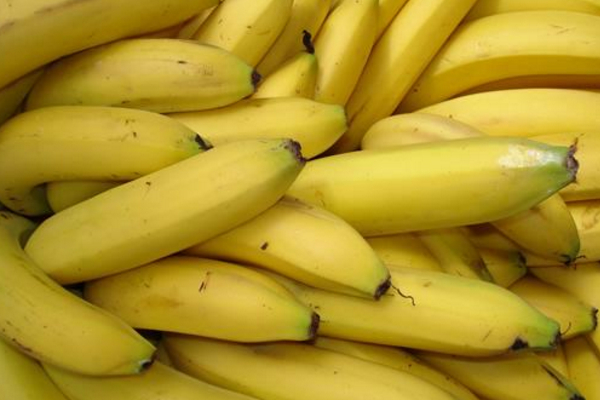 亚洲国产香蕉碰碰人人:12-14-27-33-48-49Y:41,关于亚洲国产香蕉与特定话题的探讨