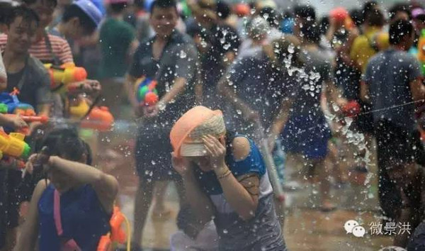 无码高潮爽到爆的喷水视频APP:13-17-18-21-28-32X：30,探索无码高潮爽到爆的喷水视频APP，一场独特的视听盛宴