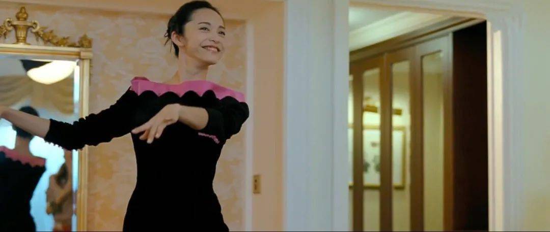 人妻丝袜中文无码AV影音先锋专区:04-08-34-36-37-49J：24,探索成人影音先锋专区，人妻丝袜的魅力与边界