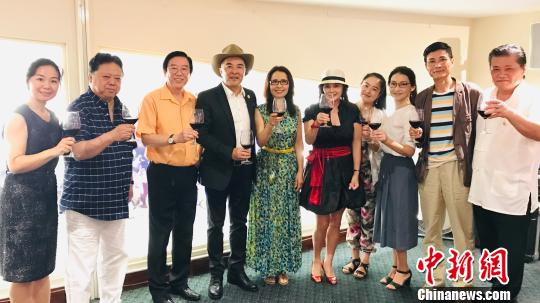 亚洲AV无限在线观看:02-10-22-24-45-48P:02,探索亚洲AV文化,在线观看的发展与影响