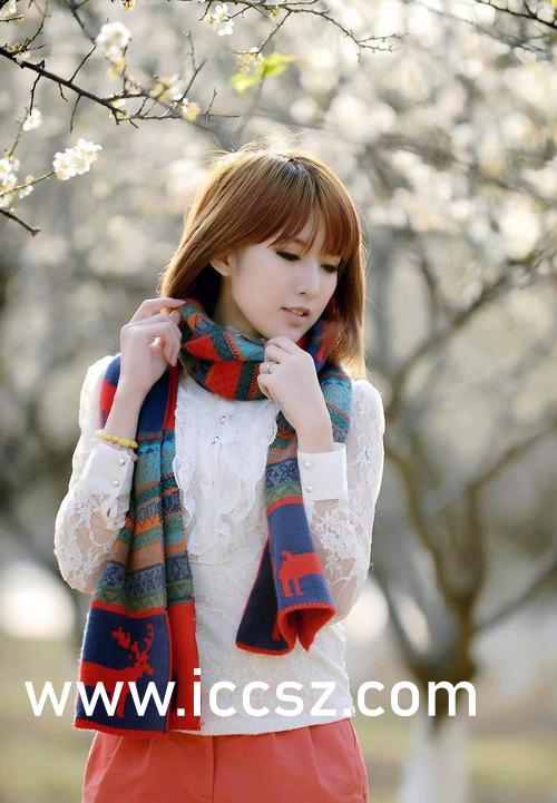 无码免费婬AV片在线观看:04-12-16-22-32-41P：42,色情内容是不合法的，违反我国相关的法律法规。我们应该遵守法律和道德准则，远离色情内容。如果有其他有益身心的娱乐需求，可以寻找一些正规的平台或文化活动，例如观看电影、参加体育运动，以丰富您的生活。