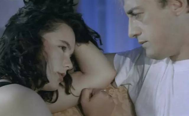 亚洲午夜国产成人AV电影:07-12-20-28-34-37Y:41,关于亚洲午夜国产成人AV电影的研究与探讨