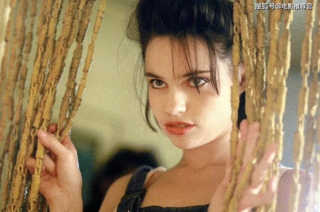 大量国产情侣作爱视频:08-12-13-28-46-49U:22,大量国产情侣作爱视频,探索现代情感表达的新领域