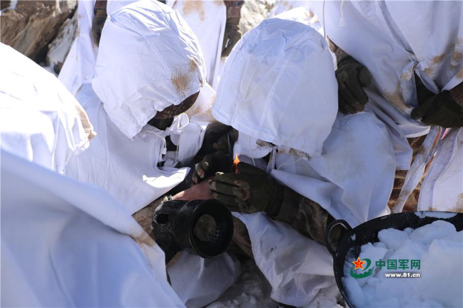 国产精品边做奶水狂喷:01-14-25-30-31-41Z:13,关于国产精品的探讨,边做边喷奶水的现象(1904字以上)